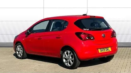 Usado Vauxhall Corsa 75 HP (55 kW) 2019 Vermelho Citadino