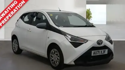 Gebraucht Toyota Aygo X-play 72 PS (52 kW) 2021 Kleinwagen