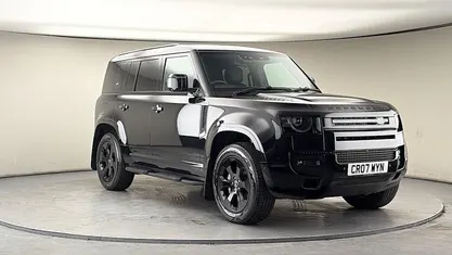 Used Land Rover Defender HSE Dynamic 300 HP (220 kW) 2024 SUV