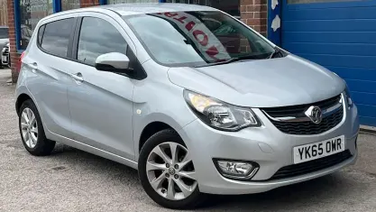 Begagnad Vauxhall Viva 75 HK (55 kW) 2017 Halvkombi