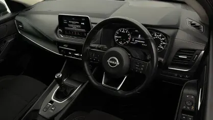 Used Nissan Qashqai Acenta Premium 140 HP (102 kW) 2023 Grey SUV