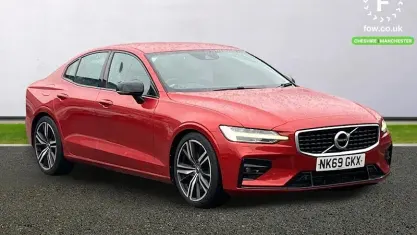Used Volvo S60 R-Design 250 HP (183 kW) 2019 Red Sedan