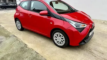 Used 2020 Toyota Aygo X-play Hatchback | £9,995 (Good price)
