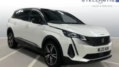 White Used 2022 Peugeot 5008 Premium MPV | £24,767 (Fair price)