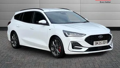 Used 2025 Ford Focus ST-Line Estate | £19,250 (Fair price)