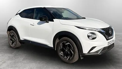 Used Nissan Juke N-Connecta 114 HP (83 kW) 2023 Artic white SUV