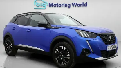 Second-hand Peugeot 2008 GT 131 CP (96 kW) 2022 Albastru SUV