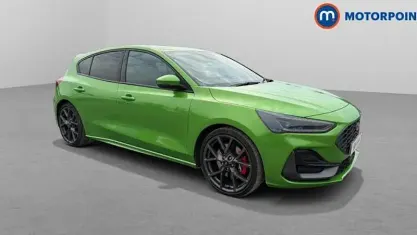 Used Ford Focus ST 280 HP (205 kW) 2023 Green Hatchback