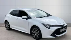 White Used 2022 Toyota Corolla Design Hatchback | £16,499 (Fair price)