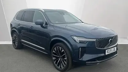 Used Volvo XC90 Ultra 250 HP (183 kW) 2025 Blue SUV