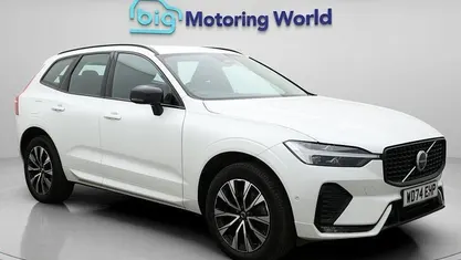 Begagnad Volvo XC60 Plus 250 HK (183 kW) 2024 Vit SUV