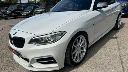 Used BMW M235 326 HP (239 kW) 2015 White Coupe