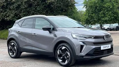 Used 2025 Renault Captur Techno SUV | £19,414 (Super price)