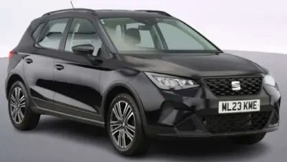 Usado Seat Arona SE Technology 110 HP (80 kW) 2023 Preto SUV