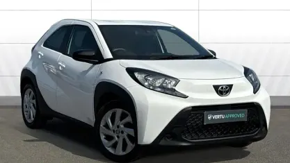 Used Toyota Aygo X PURE 72 HP (52 kW) 2025 SUV