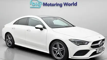 Begagnad Mercedes CLA180 AMG line 136 HK (100 kW) 2022 Sedan