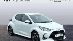 White Used 2022 Toyota Yaris Hybrid Design Hatchback | £17,000 (Fair price)