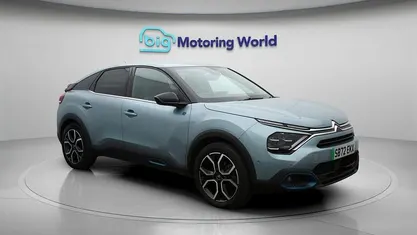 Used Citroën e-C4 Shine 100 kW (136 HP) 2023 Blue Hatchback