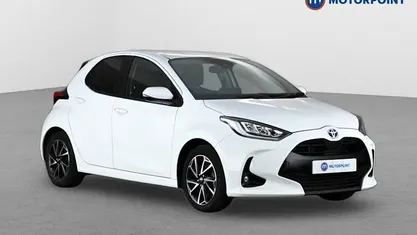 Used Toyota Yaris Hybrid Design 116 HP (85 kW) 2026 Hatchback