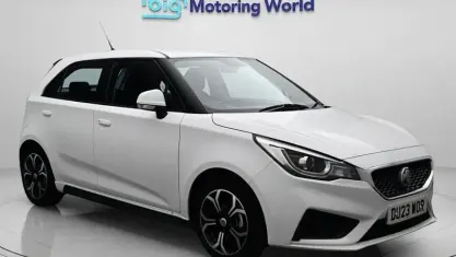 Used MG MG3 Excite 106 HP (77 kW) 2023 White Hatchback