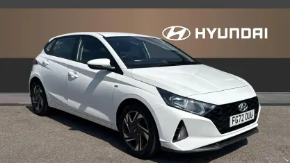 Used Hyundai i20 SE 101 HP (74 kW) 2022 White Hatchback