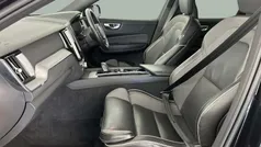 Used 2022 Volvo XC60 R-Design SUV | £30,521 (Good price)