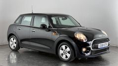 Black Used 2018 Mini Cooper Hatch Hatchback | £12,250 (Good price)