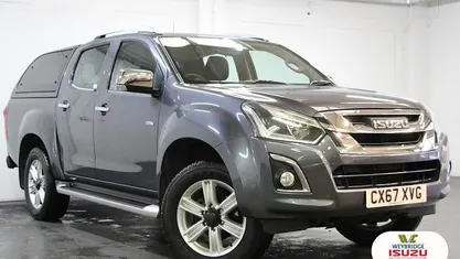Used Isuzu D-Max 165 HP (121 kW) 2020 Cabriolet