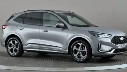 Used Ford Kuga ST-Line 150 HP (110 kW) 2025 Silver SUV