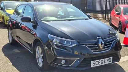 Used Renault Mégane IV Dynamique 110 HP (80 kW) 2018 Hatchback