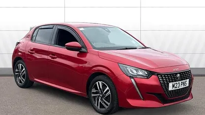 Used Peugeot 208 Allure Premium 102 HP (75 kW) 2021 Red Hatchback