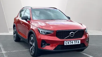 Used Volvo XC40 Plus 197 HP (144 kW) 2024 Red SUV
