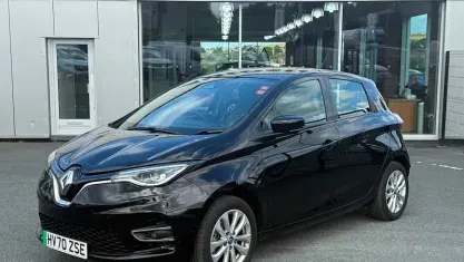 Used Renault Zoe Iconic 100 kW (136 HP) 2021 Hatchback