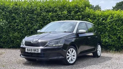 Used Skoda Fabia Colour Edition 95 HP (69 kW) 2018 Black Hatchback