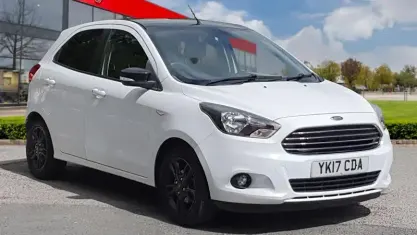 Used Ford Ka Plus Zetec 86 HP (63 kW) 2017 White Hatchback