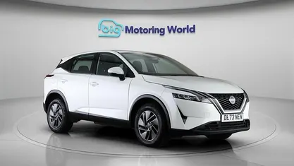 Used Nissan Qashqai Acenta Premium 158 HP (116 kW) 2023 White SUV