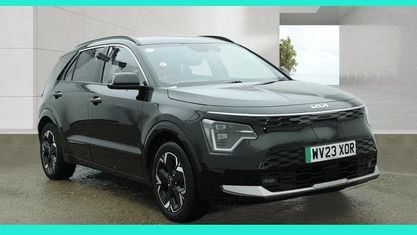 Begagnad Kia Niro 150 kW (204 HK) 2024 SUV