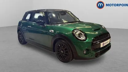 Used Mini Cooper S Classic 192 HP (141 kW) 2020 Hatchback