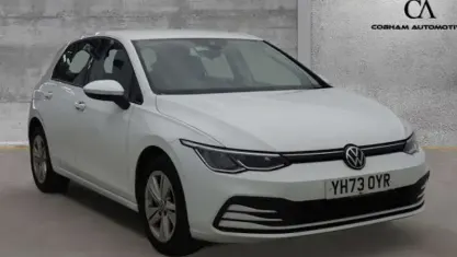 Used VW Golf VIII Life 131 HP (96 kW) 2023 White Hatchback