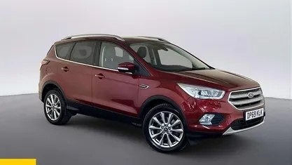 Used Ford Kuga Titanium 150 HP (110 kW) 2019 Red SUV
