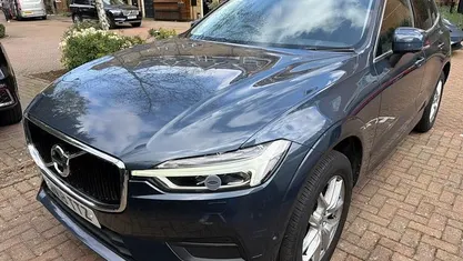 Used Volvo XC60 Momentum 250 HP (183 kW) 2018 SUV