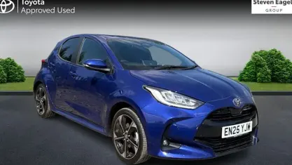 Used Toyota Yaris 131 HP (96 kW) 2025 Blue Hatchback