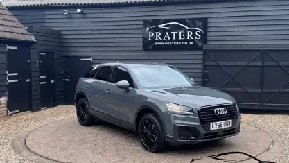 Begagnad Audi Q2 Sport 116 HK (85 kW) 2019 Grå SUV