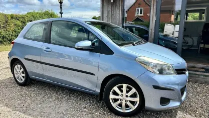 Used Toyota Yaris 101 HP (74 kW) 2013 Hatchback
