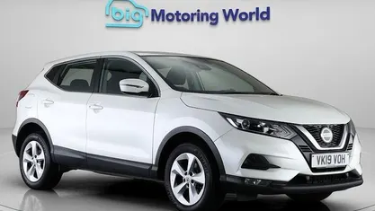 Used Nissan Qashqai Acenta Premium 140 HP (102 kW) 2019 White SUV