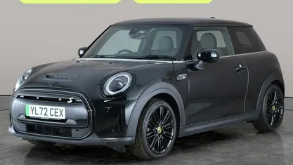 Used Mini Cooper Level 2 135 kW (184 HP) 2023 Hatchback
