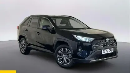Usado Toyota RAV4 Design 218 HP (160 kW) 2025 SUV
