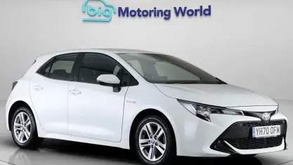 Begagnad Toyota Corolla 122 HK (89 kW) 2022 Halvkombi