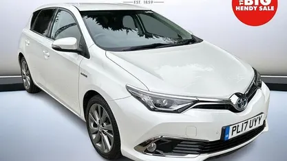 Used 2017 Toyota Auris Hybrid Hatchback | £12,299 (Fair price)