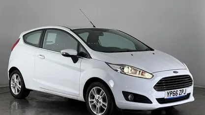 Used Ford Fiesta Zetec 82 HP (60 kW) 2017 Hatchback